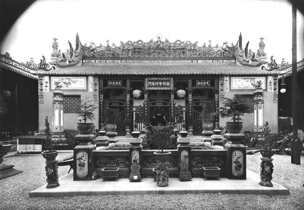The Chinese Pavilion at the Universal Exhibition of 1889 in Paris (b/w photo)  from Adolphe Giraudon
