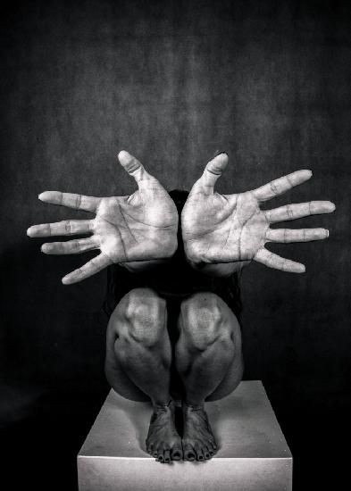 Hands/2