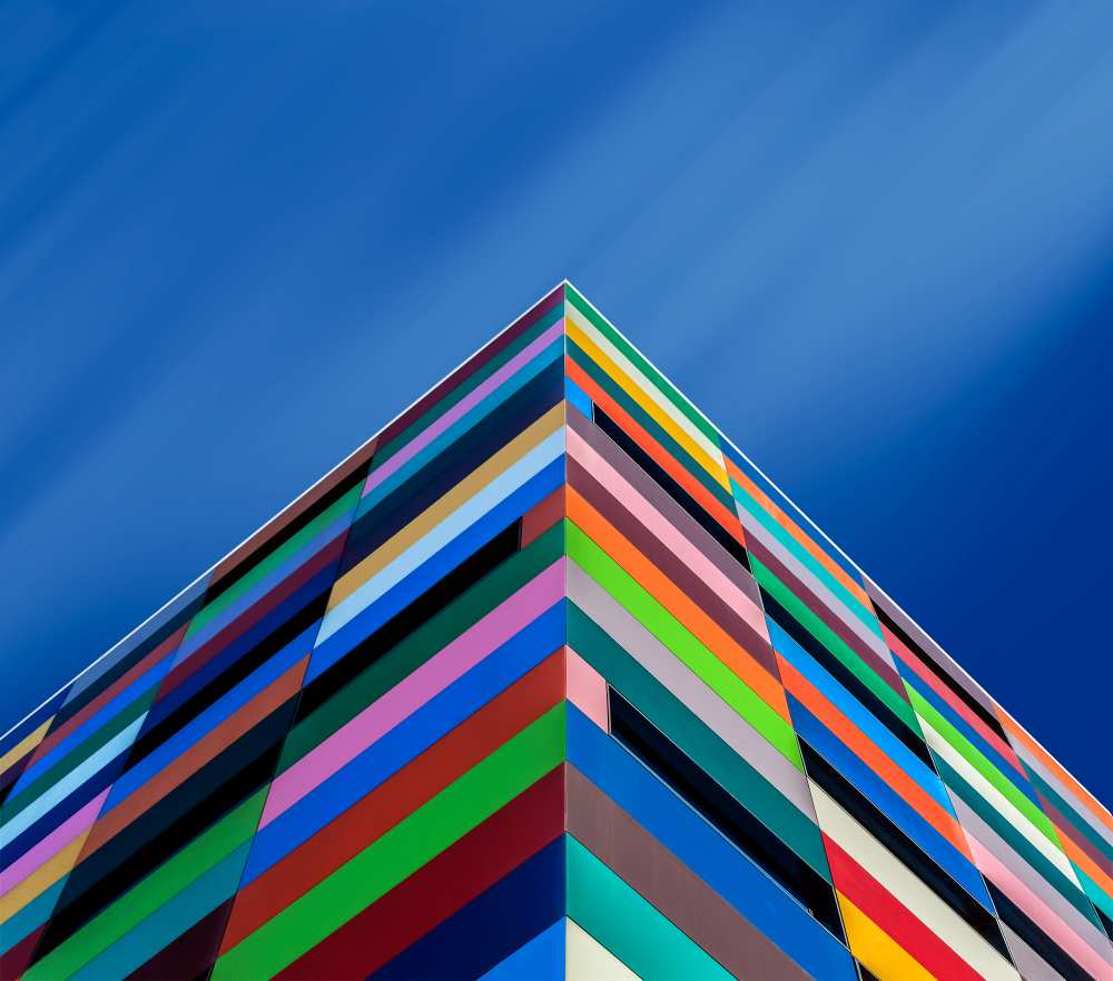 Color Pyramid from Alfonso Novillo