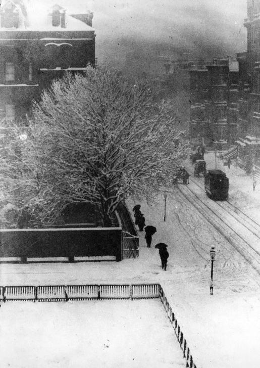 Straßenbild im Winter from Alfred Stieglitz