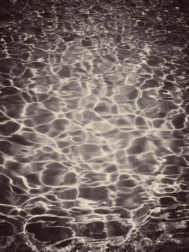 Abstract Water 3 from Bilge Paksoylu