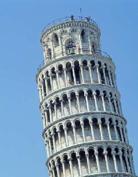 View of the Leaning Tower (photo) 