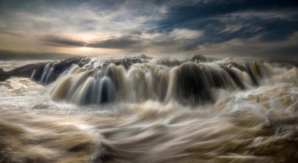 The falls in the sea... from Charlaine Gerber