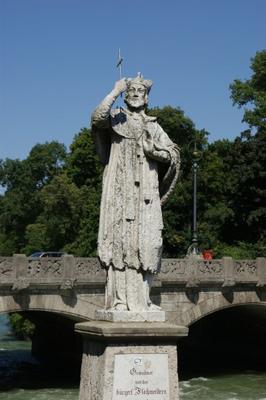 Floßmeisterdenkmal in München from Christian Beckers