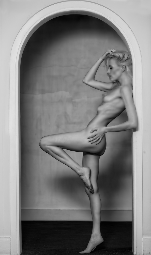 The Framed Female Form from Colin Dixon