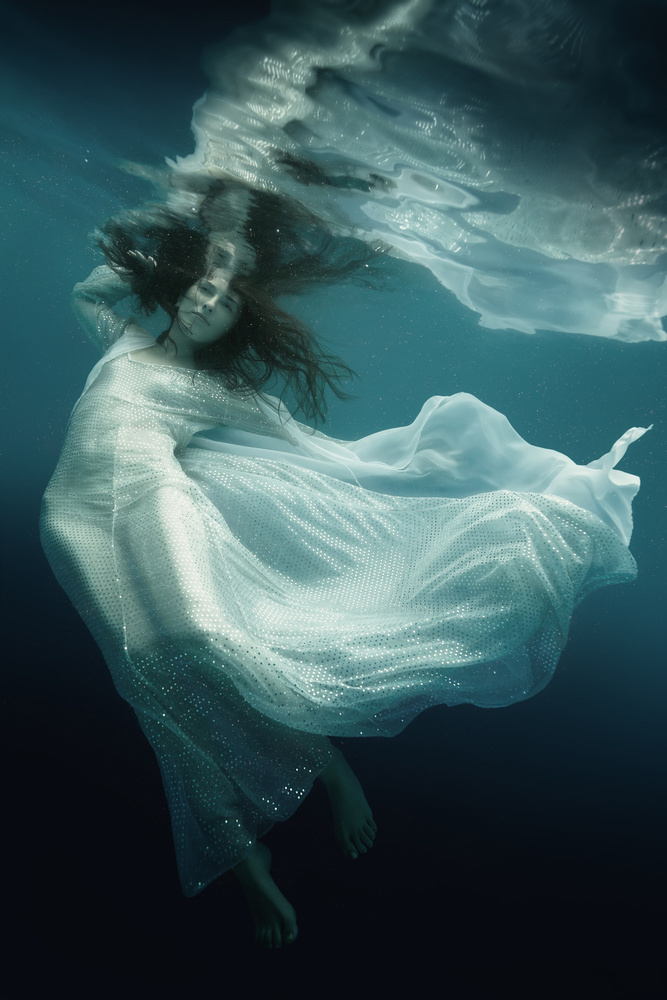 Underwater beauty from Dmitry Laudin