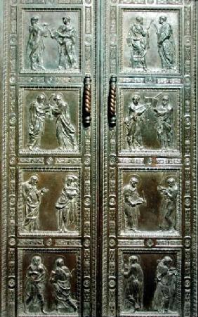 Doors depicting Martyrs