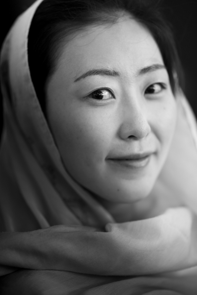 portrait of an asian woman from engin akyurt