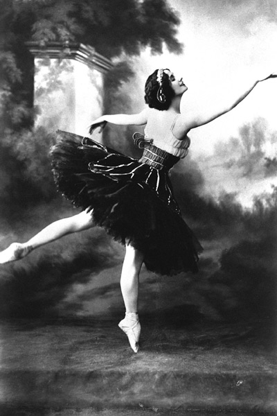Russian dancer Anna Pavlova from English Photographer, (20th century)