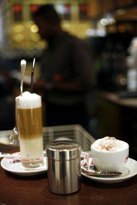 Kaffee Latte und Capucino