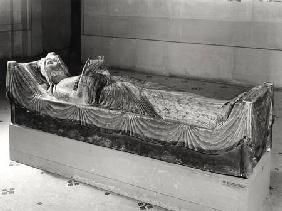 Effigy of Eleanor of Aquitaine (c.1122-1204) Queen of France, then of England