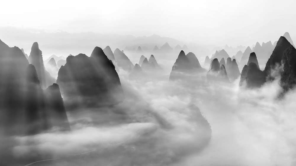 Yangshuo morning fog from Hua Zhu