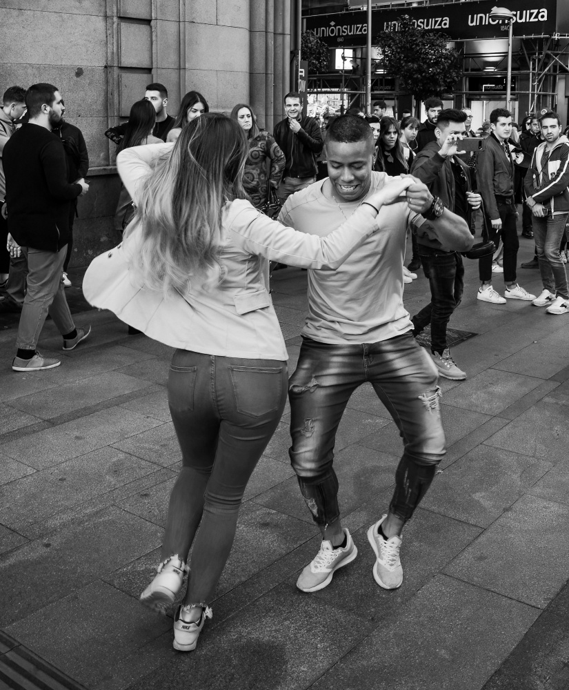 Dancing in the Street from Itzik Einhorn