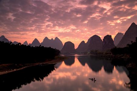 Dawn at Li River