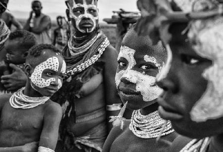 Members of a Karo tribe in the Omo Valley (Ethiopia).