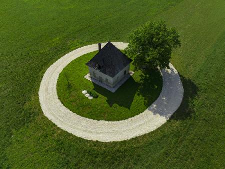 A house in the middle of a circle