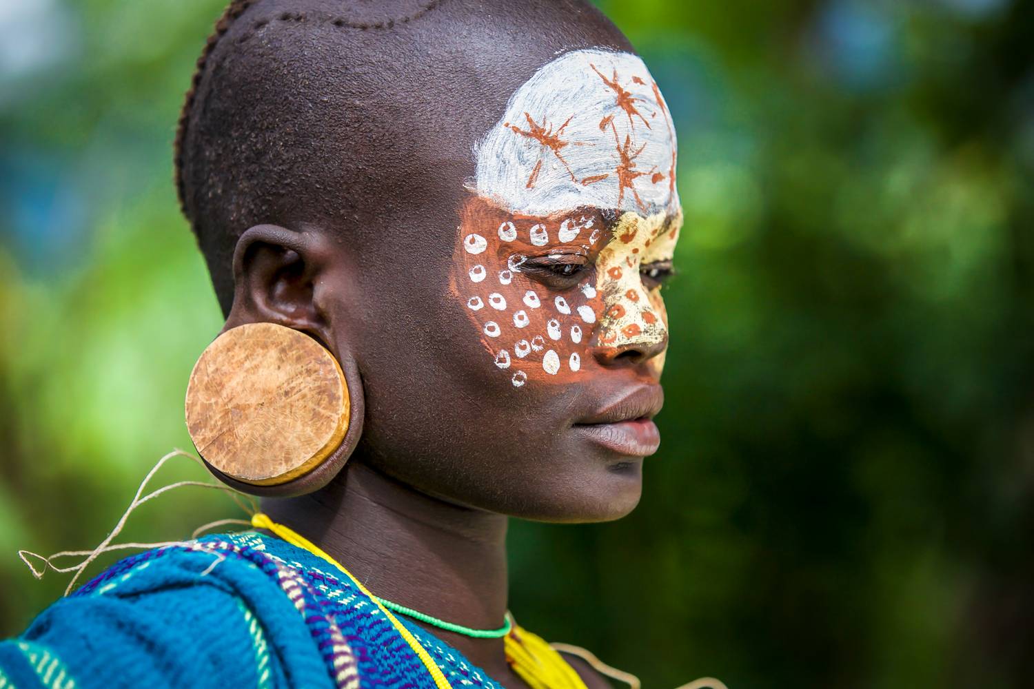 Portrait einer Frau aus dem Suri Stamm in Äthiopien, Afrika. from Miro May