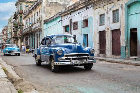 Street in Old Havana, Cuba. Oldtimer in Havanna, Kuba