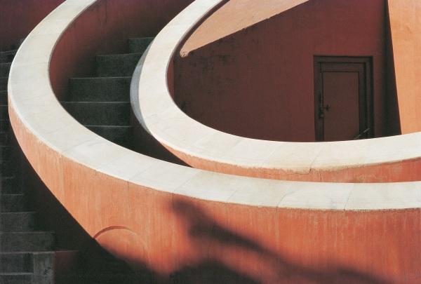 Jantar Mantar astronomical observatory (photo)  from 