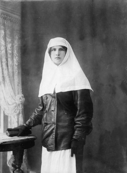 Russian nurs / World War I / 1914 from 