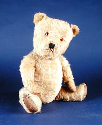 Bobby the Brown Steiff Bear, c.1910 from Steiff