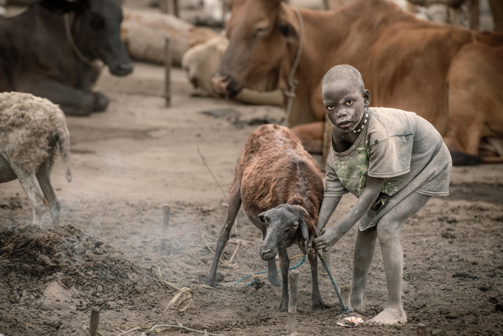 Mundari child herder from Trevor Cole