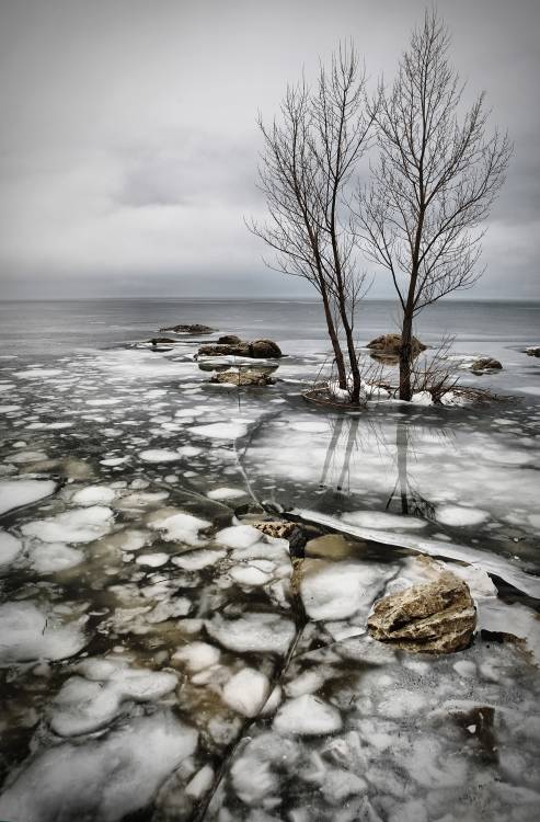 frozen lake from Vedran Vidak