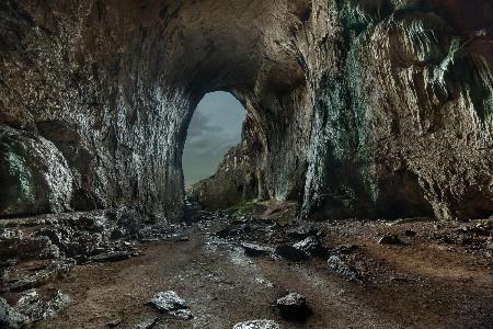 &quot;Prohodna&quot; Cave, Bulgaria