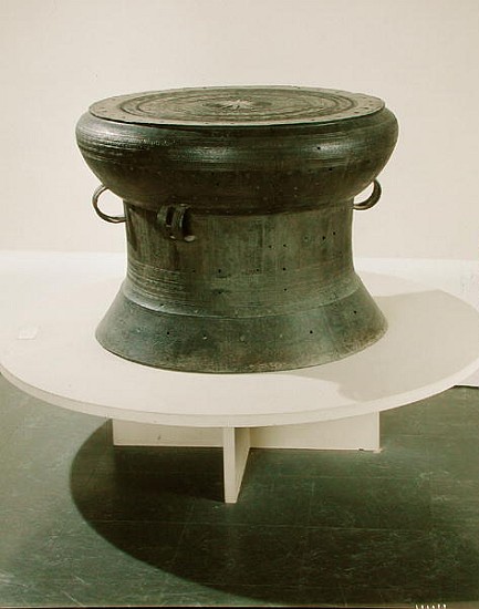 Drum, Dong Son style, 2nd-1st century BC (bronze) (see also 181009) from Vietnamese School