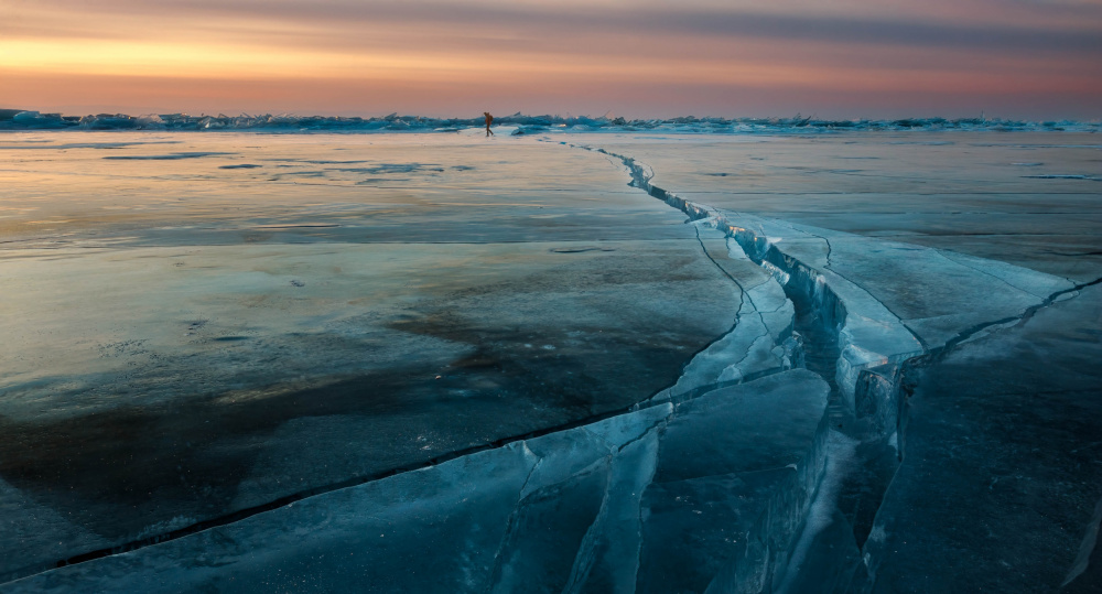 The crack in the ice from Wim Denijs